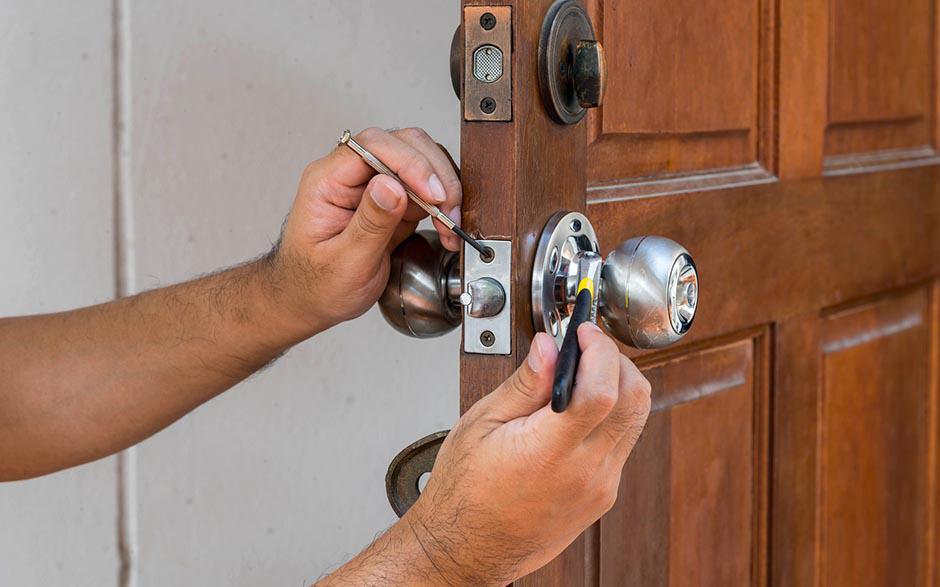 comment ouvrir une serrure sans clé Ézanville